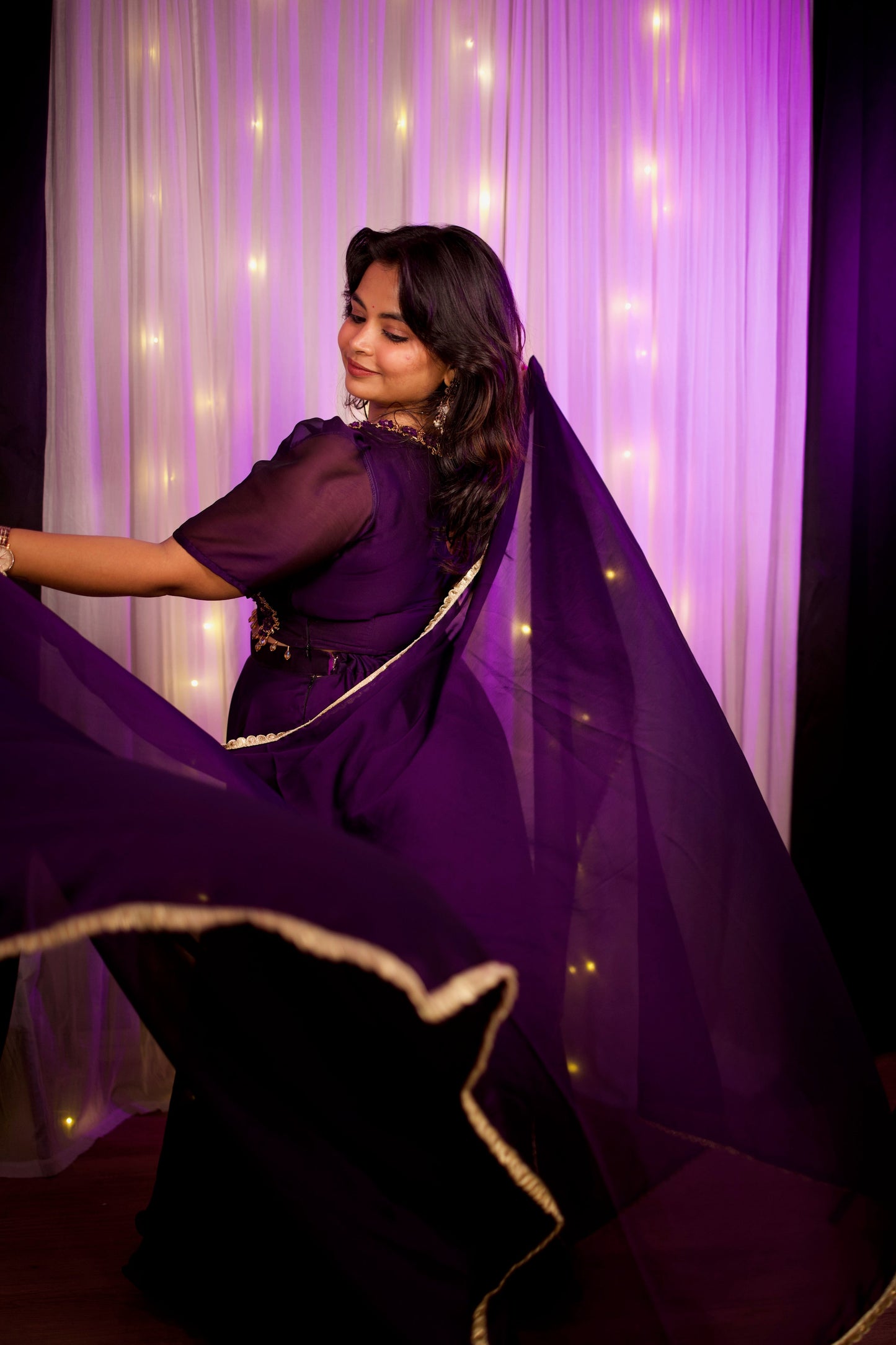 Iravya Lehenga