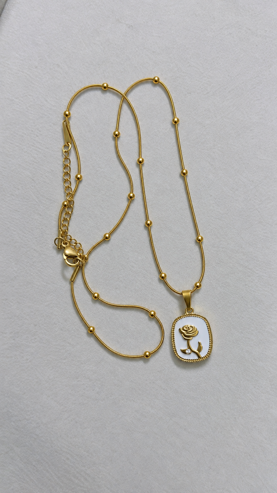 AI336 - Celestial Rose Chain