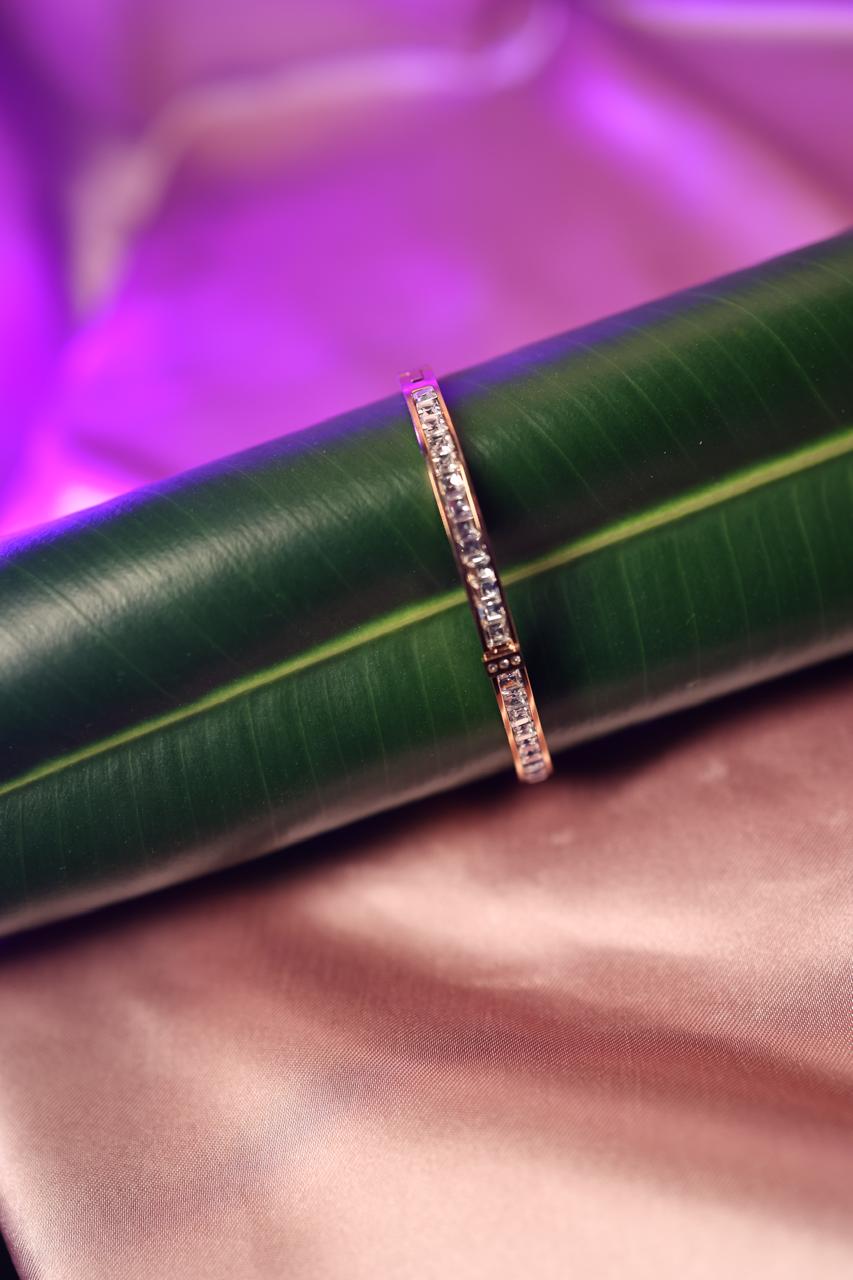 AI207 - Shine Belle Bracelet