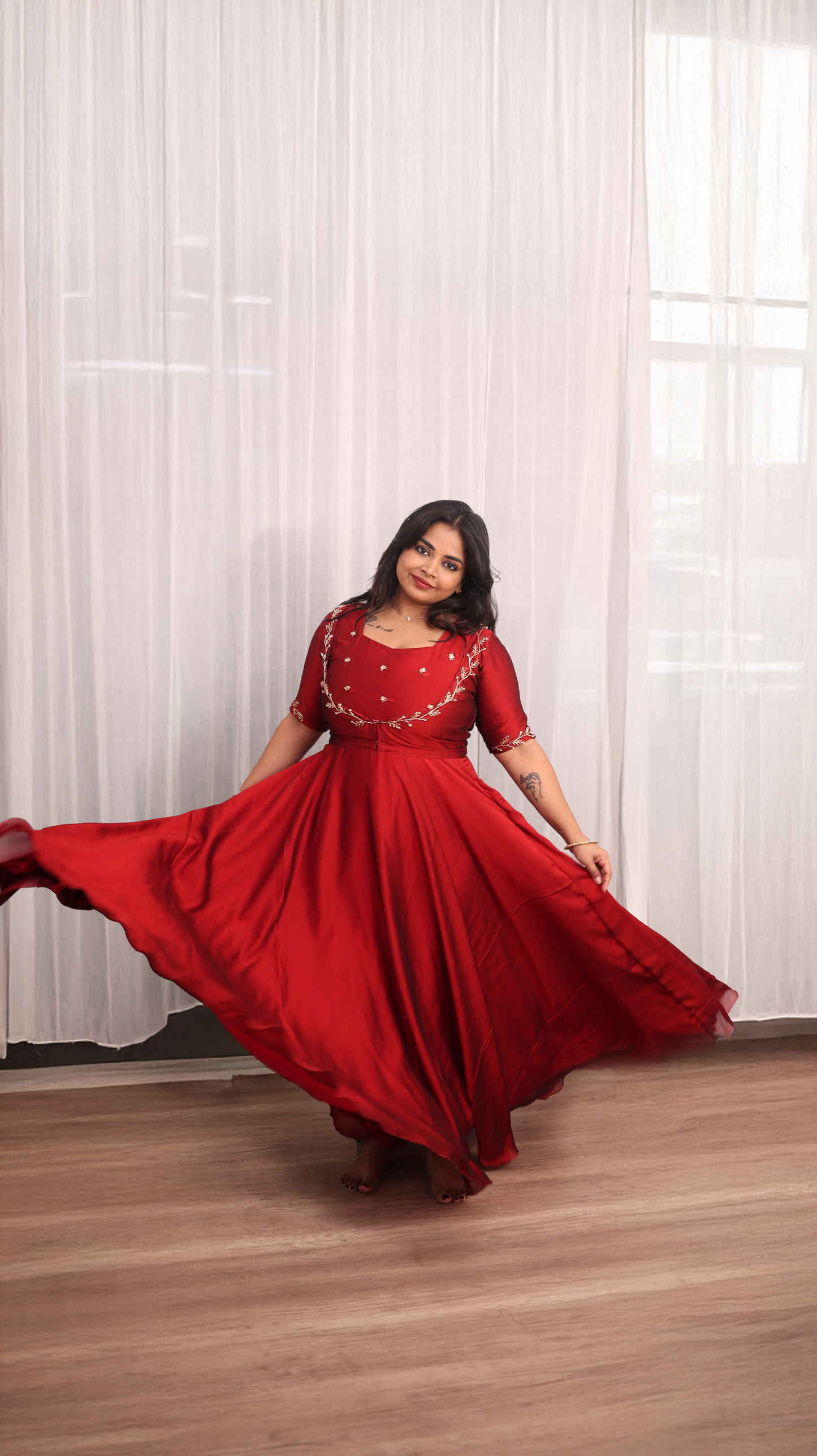 Shusti - Anarkali