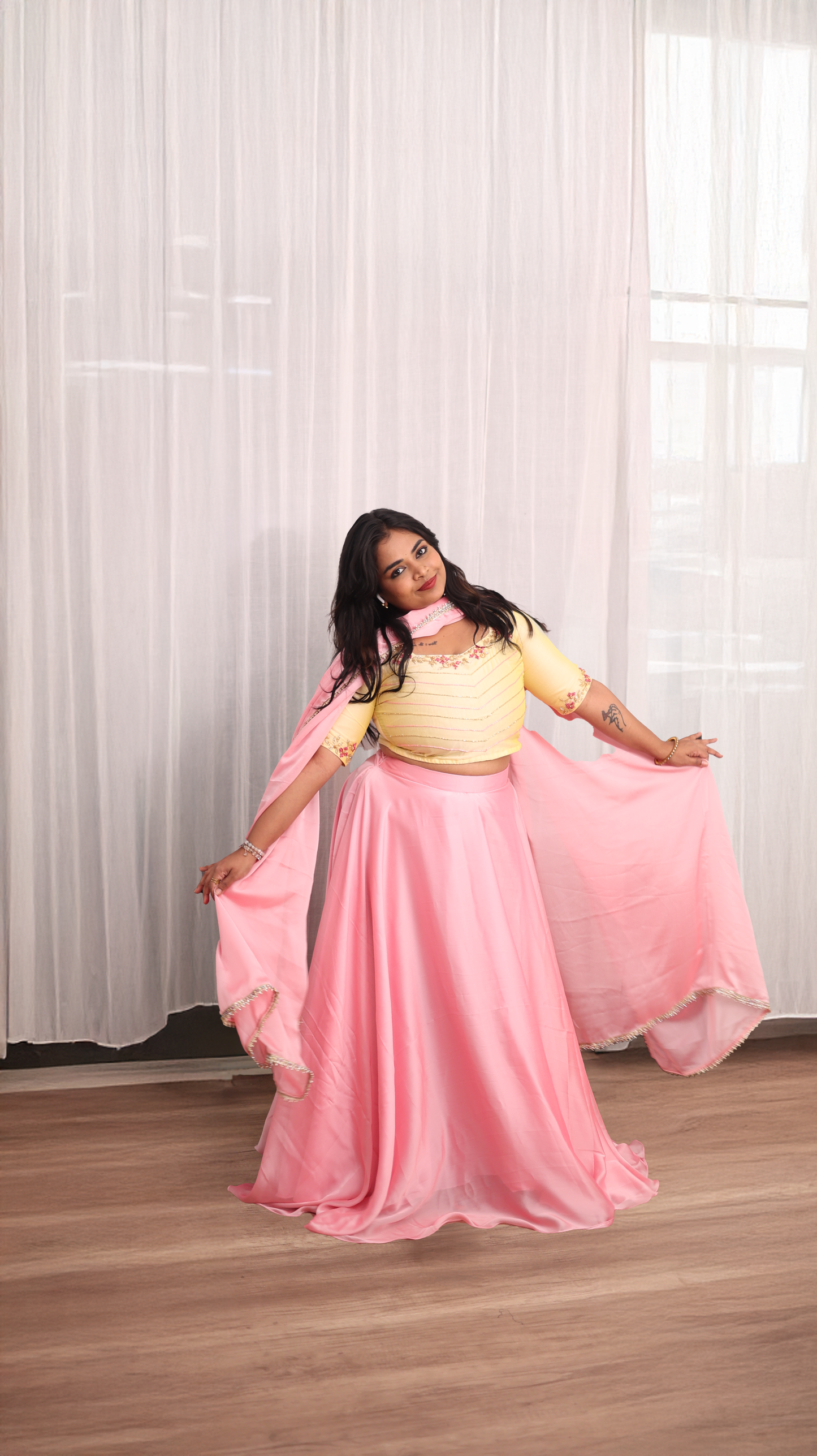Sumeya - Lehenga