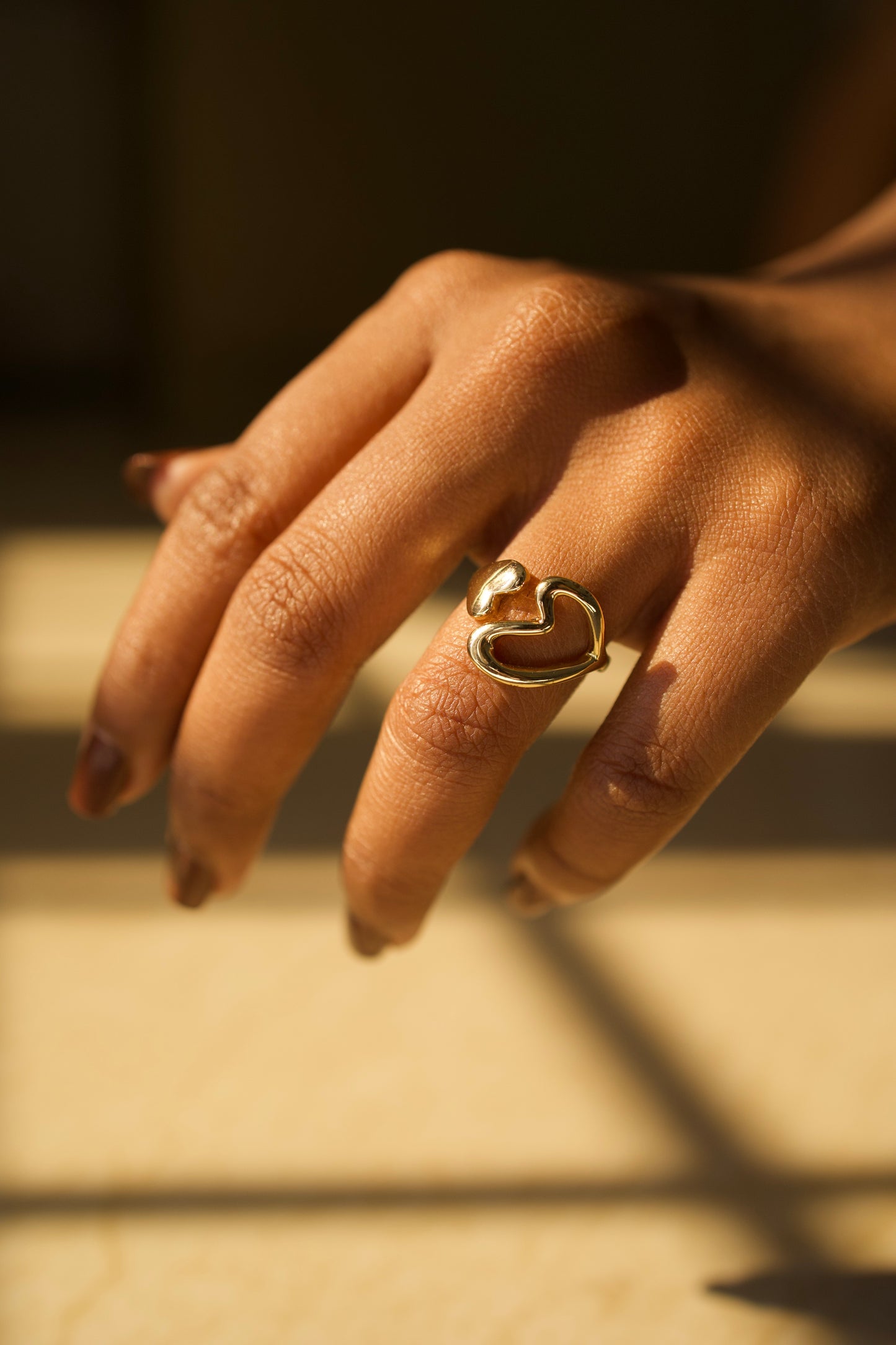 AI339 - Twin Heart Ring