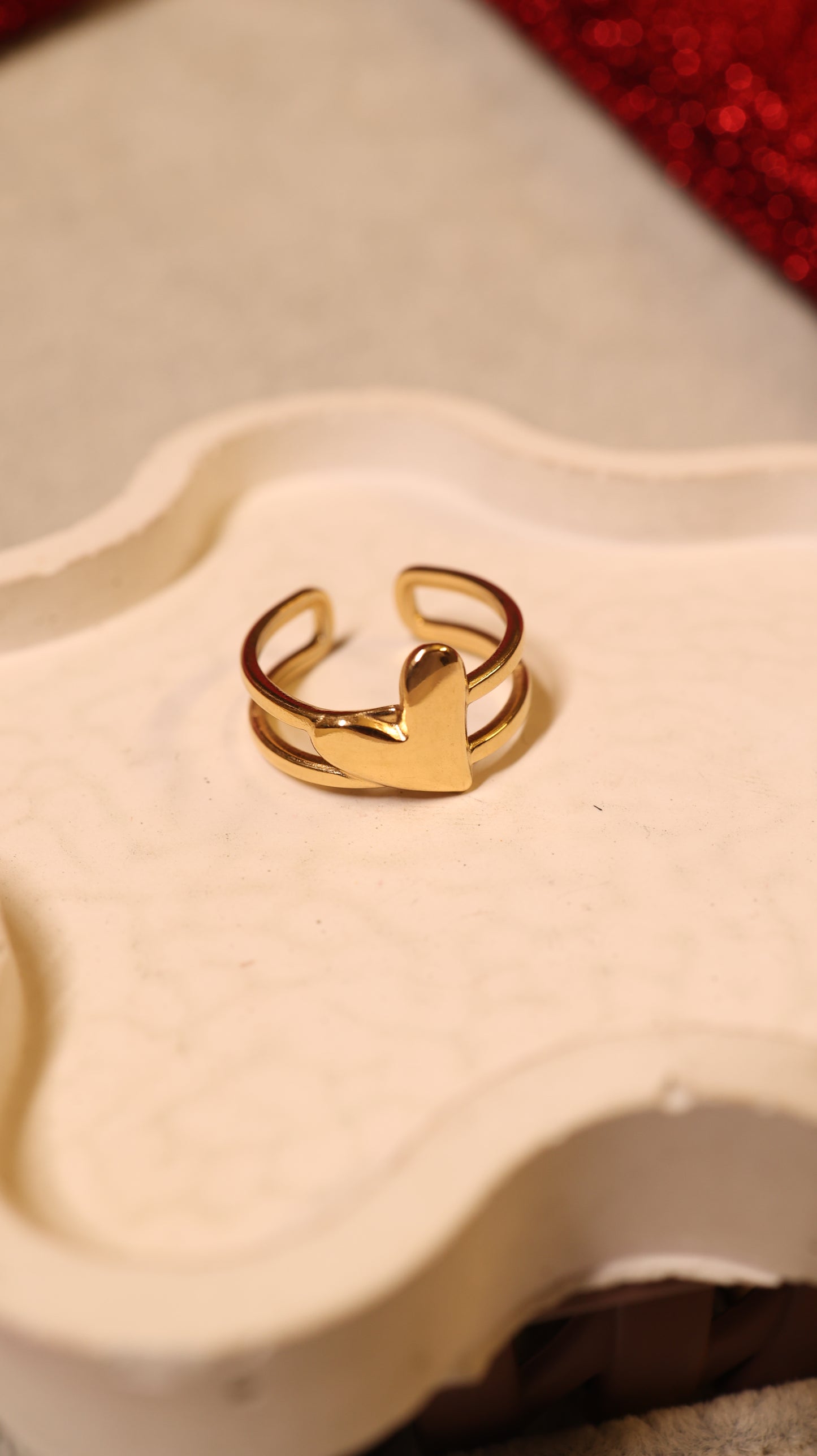 AI239 - Dual Lined Heart Ring