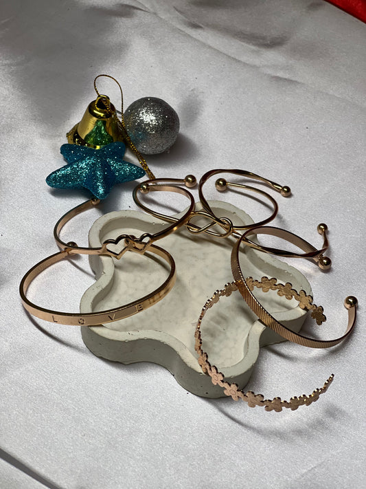 AI280 - Anti Tarnish Love Note Fusion Stalk Bracelets