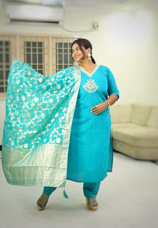 Lia - Kurti Set with Dupatta