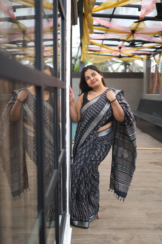 Beula Linen Saree