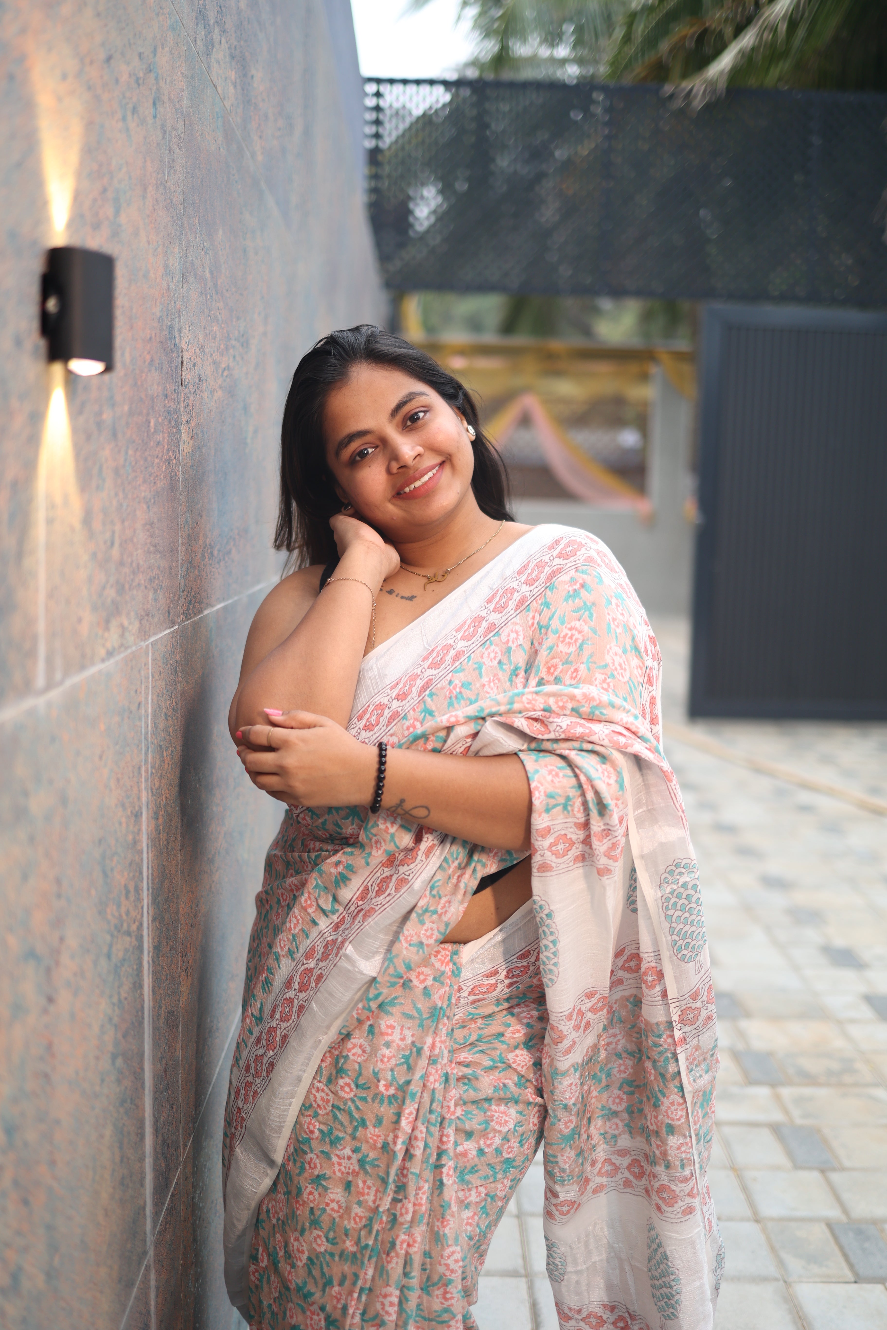 Mathi Linen Saree – The Label I