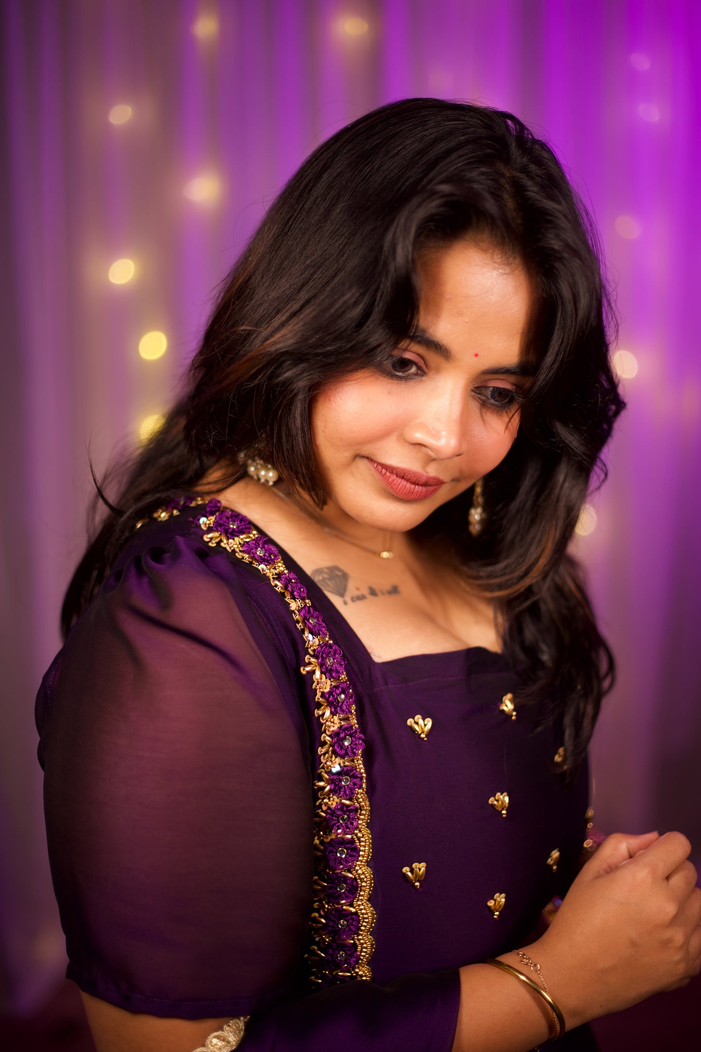Iravya Lehenga