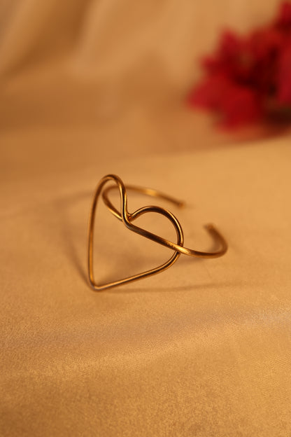 AI193 - Cherished Heart Bracelet