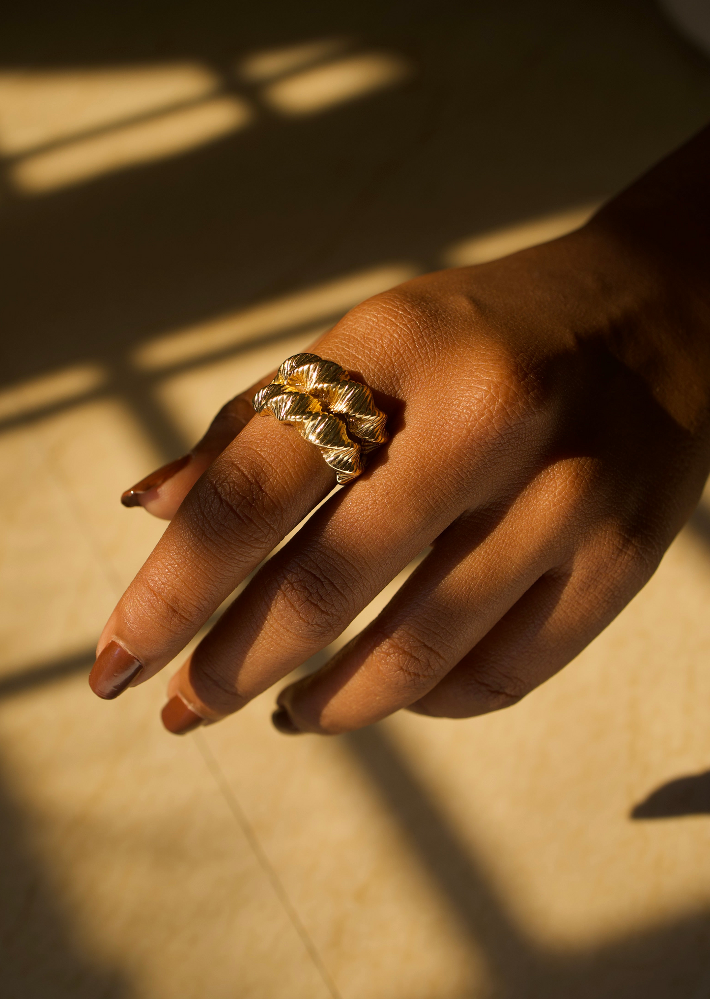 AI340 - Twist Ring