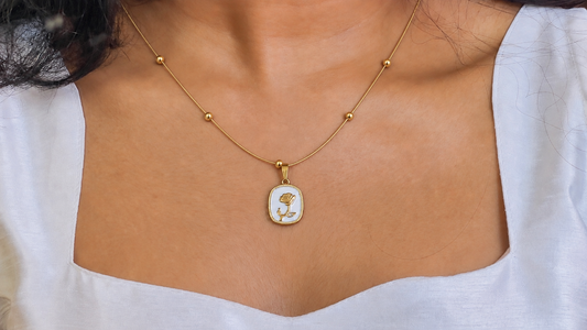AI336 - Celestial Rose Chain