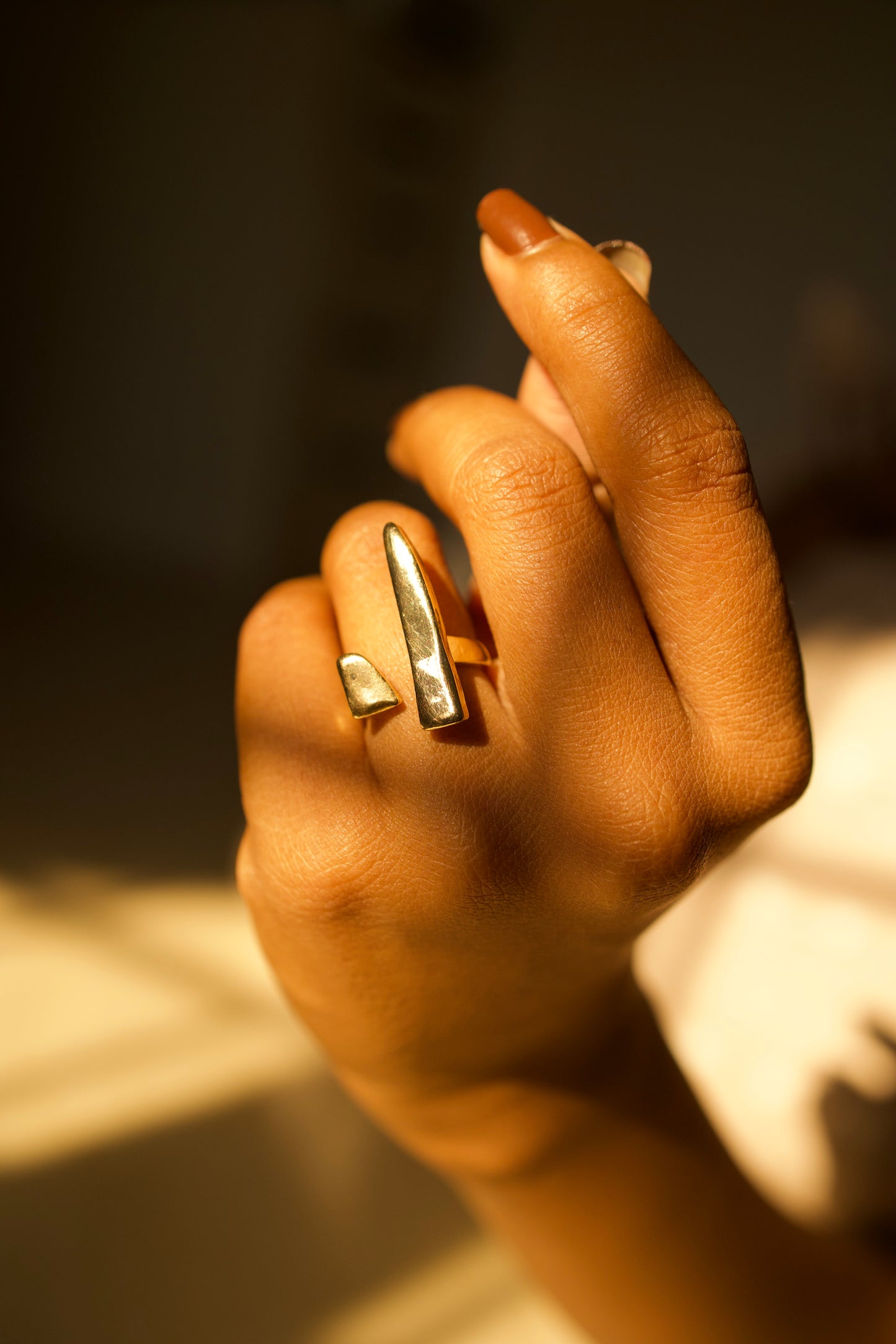 AI342 - Arrowline Ring