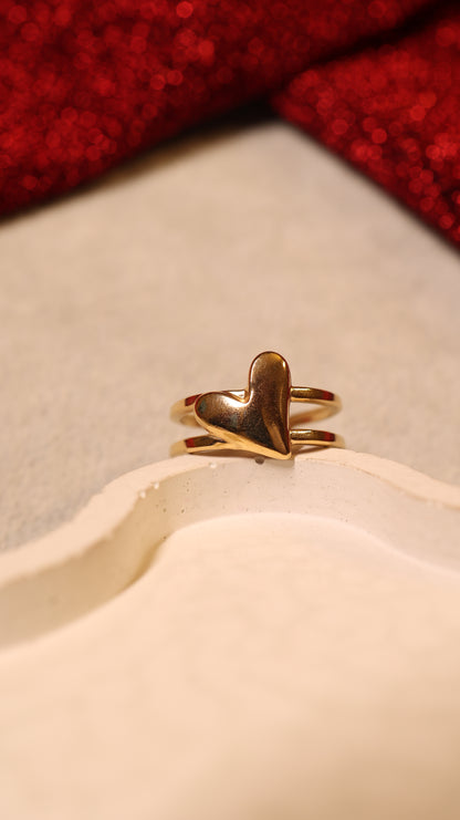 AI237 - Dual Lined Heart Ring