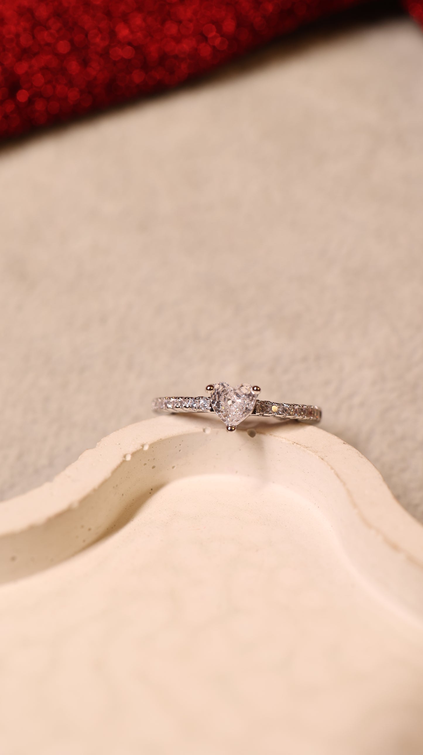 AI230 - Anti Tarnish Little Heart Ring