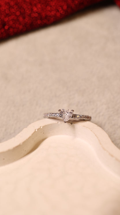 AI230 - Anti Tarnish Little Heart Ring