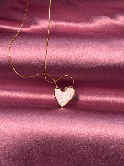 AI276 - Marble Heart Chain