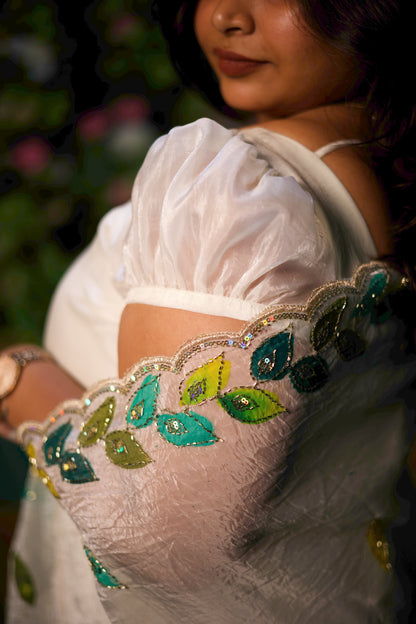 Aavra - Ivory Floral Kurta Set