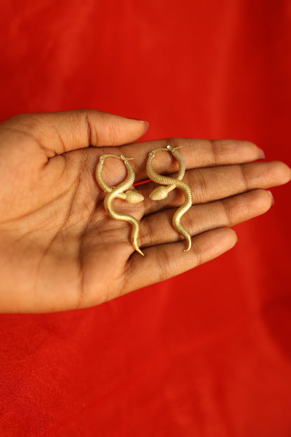 AI272 - Naga Earring