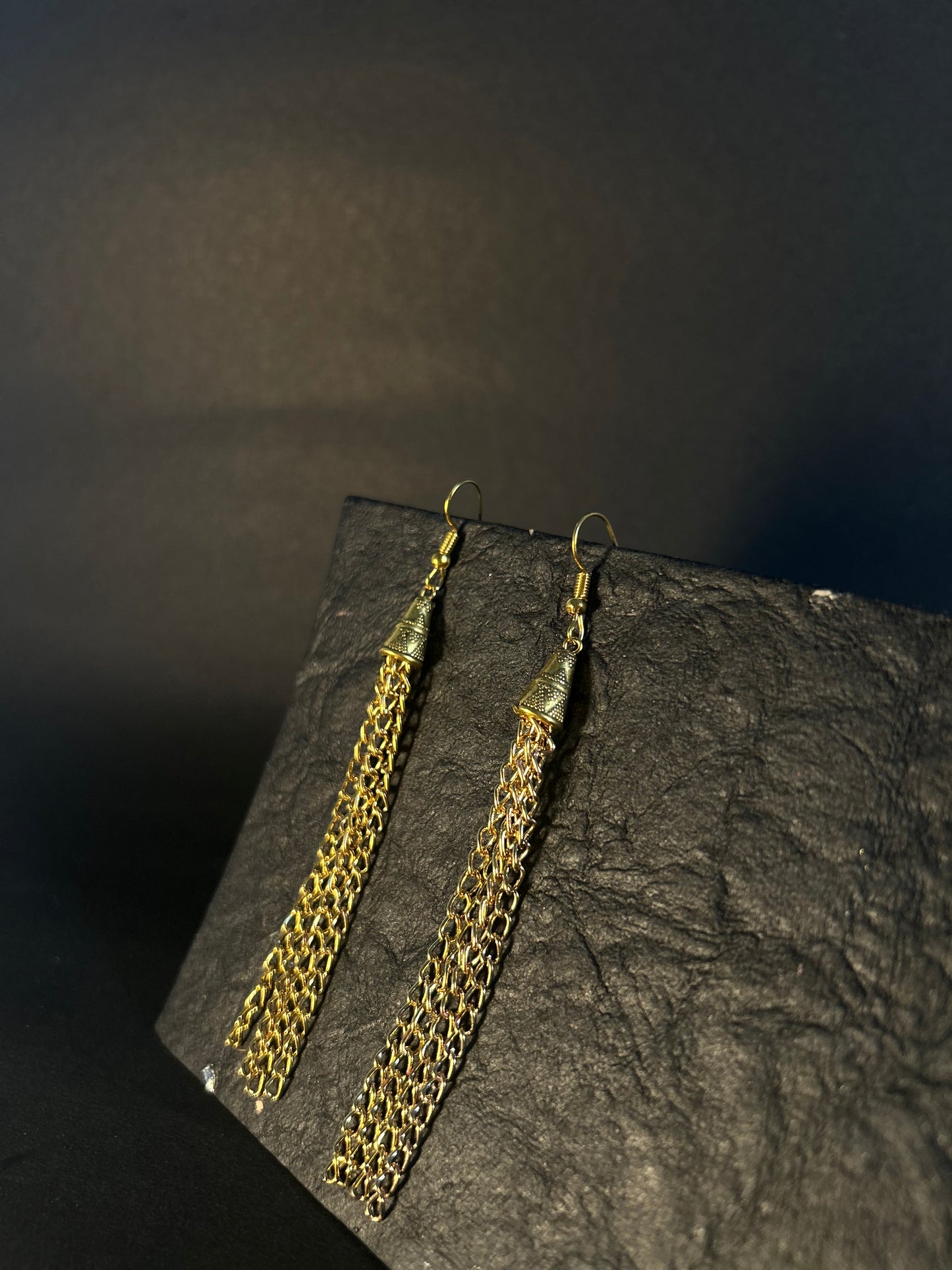 AI124 - Long Gold Chain Earring