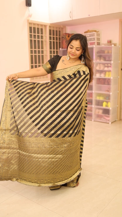 Zarira - Banarasi Georgette Silk Saree
