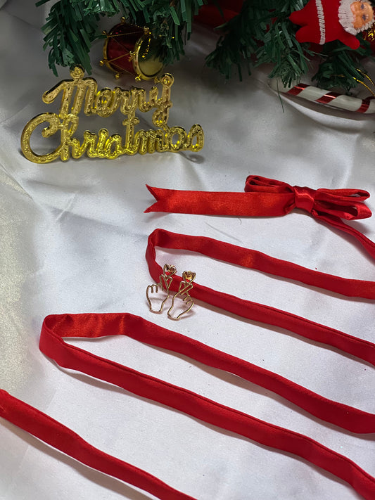 AI303 - The Blush Heart Studs