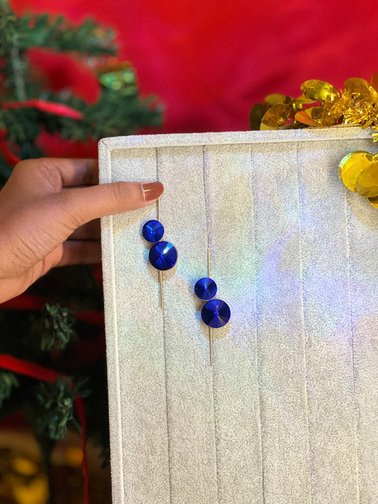 AI186 - Hook Earrings