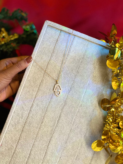 AI327 - Golden Hamsa Evil Eye Chain