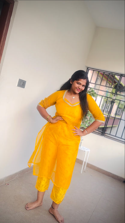 Saira - Banarasi Set