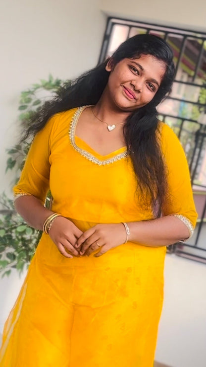 Saira - Banarasi Set