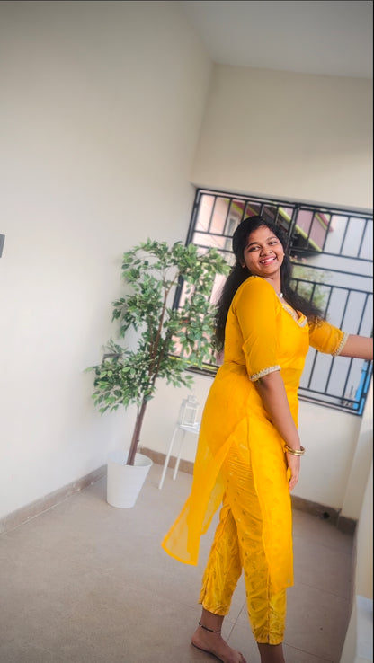 Saira - Banarasi Set