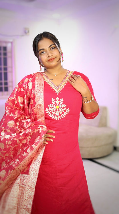 Lia - Kurti Set with Dupatta