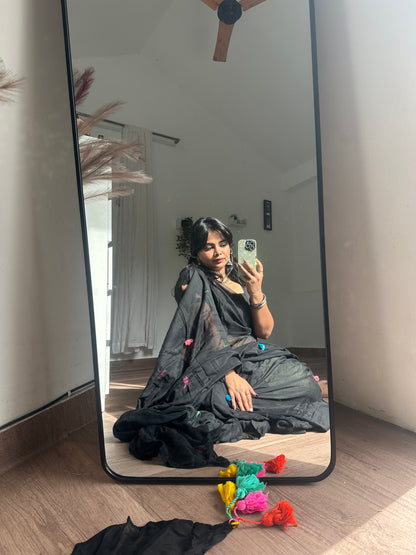 Vastra - Mul Cotton saree