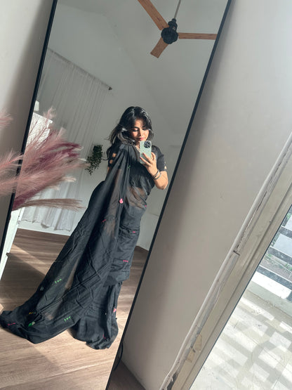 Vastra - Mul Cotton saree